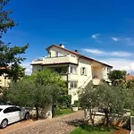 公寓 玛丽亚公寓式酒店 乌马格