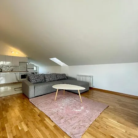 Maria Apartmán