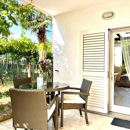 Апартаменты Maria Умаг